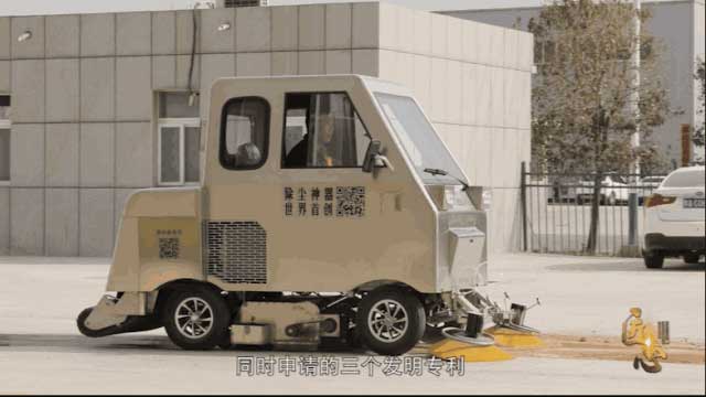 封閉式與非封閉式電動掃地車：各顯神通，誰是清潔界的超級英雄？