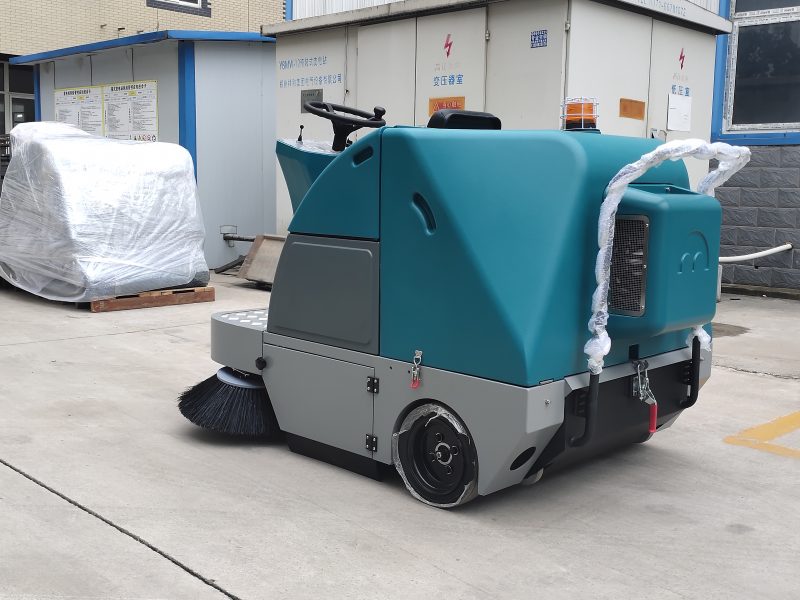 掃地車(chē)：揭秘那些易被忽視的“小角色”，使用秘籍大公開(kāi)！