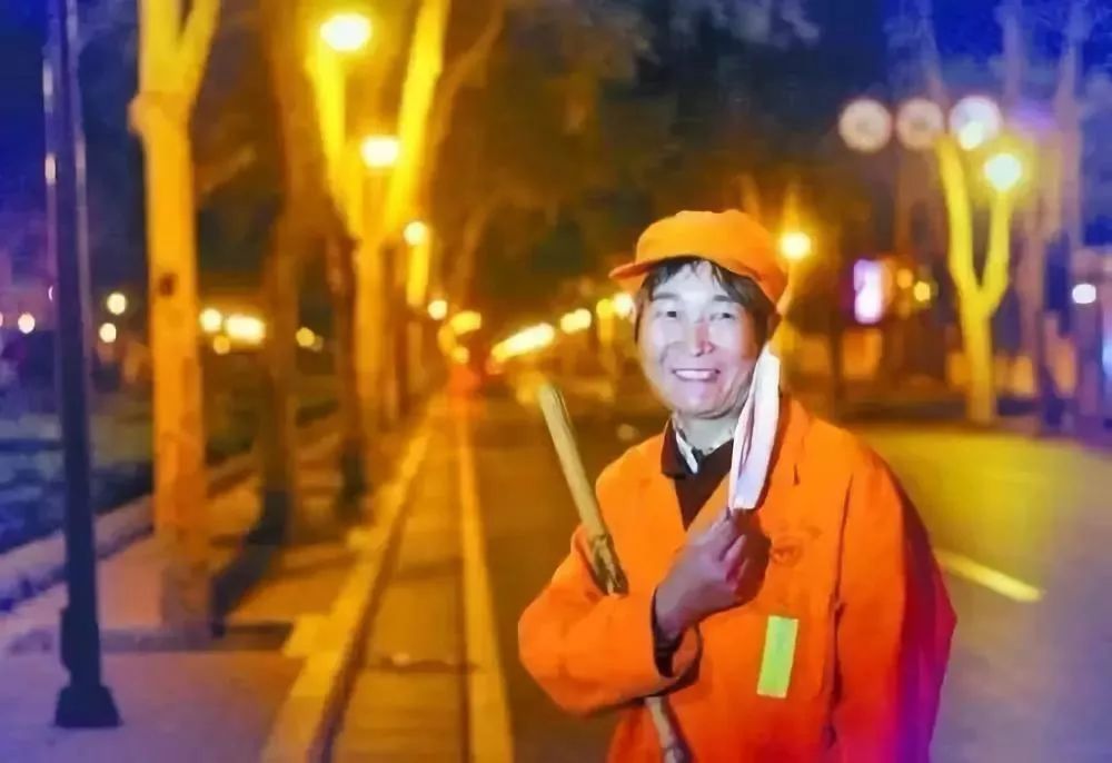 電動掃地車正在為城市環衛工人帶來人性化新體驗