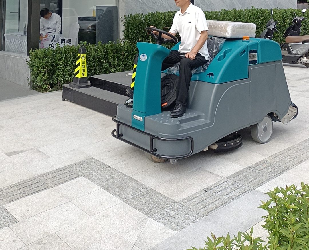 循環水洗VS傳統吸刮：物流大佬靠這臺"節水狂魔"年省28萬