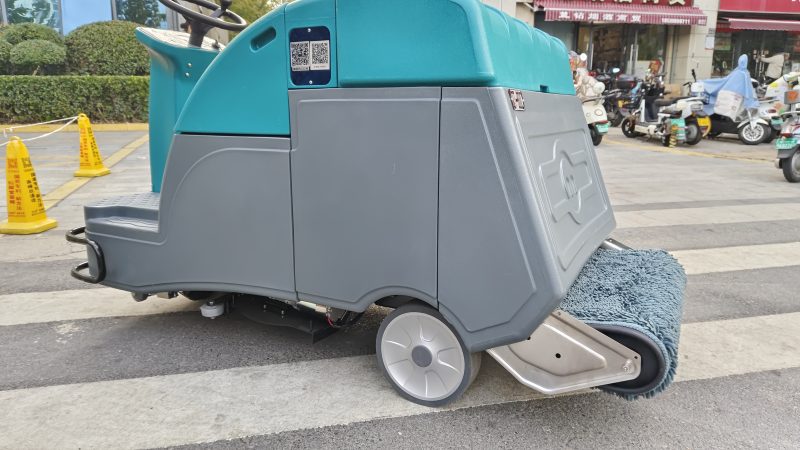 工業(yè)清潔利器：強力洗地機，讓工廠車間煥然一新！