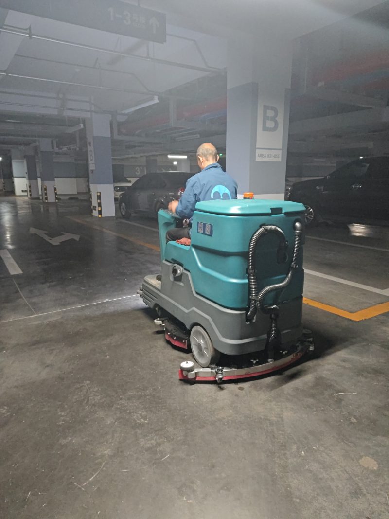 新手5分鐘上手！這款洗地車讓“老司機”都驚呼的操作秘密